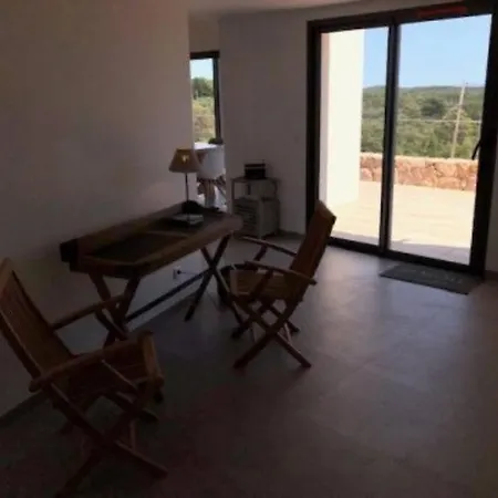 T5 Piscine Privative Proche Plage, Porto-vecchio