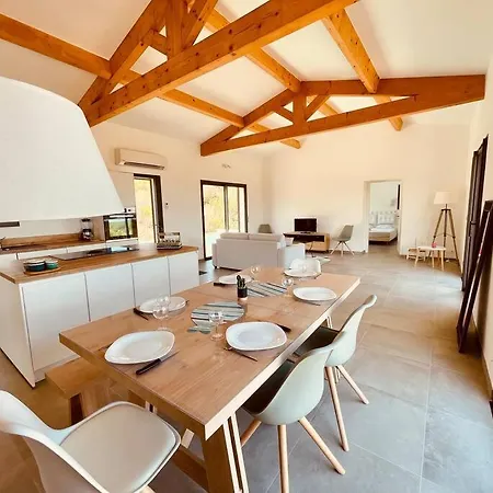 Vakantiehuis T5 Piscine Privative Proche Plage, Porto-vecchio