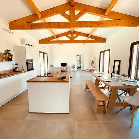 T5 Piscine Privative Proche Plage, Porto-vecchio *